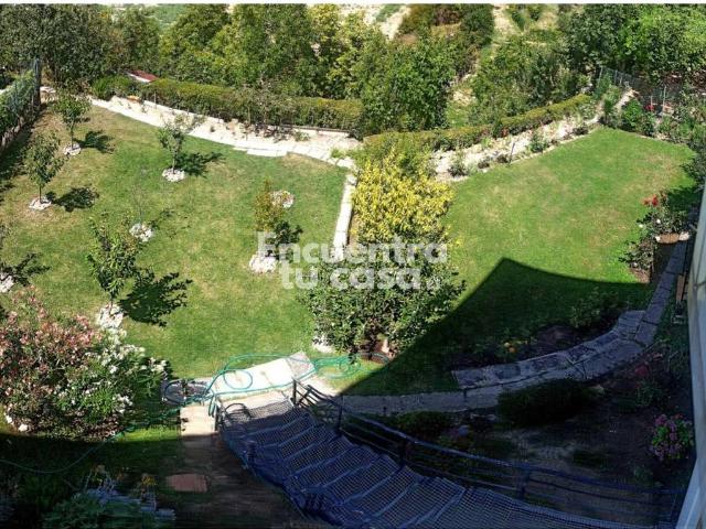 Villa en venta en Bastida, Canogal