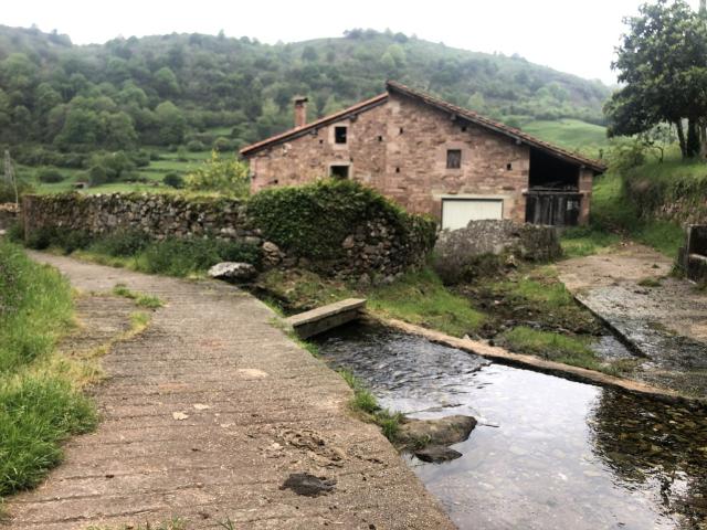 Chalet en venta en Lamasón, Cantabria