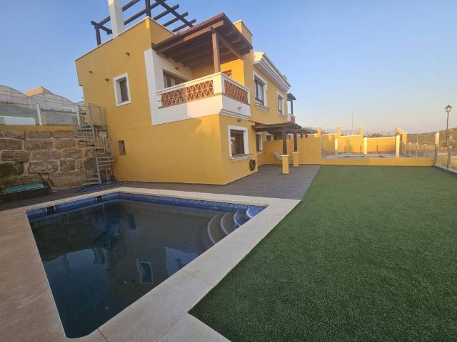 Chalet en venta en Vélez-málaga, Capuchinos