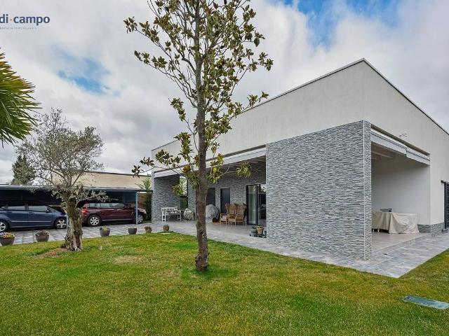 Chalet en venta en Laguna De Duero, Castilla y León