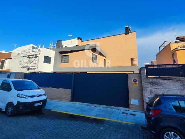 Chalet en venta en Parla, Madrid