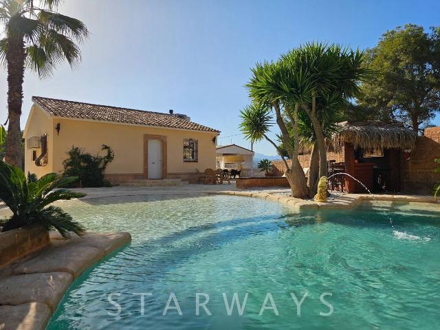 Villa en venta en L'alfàs Del Pi, Devesa