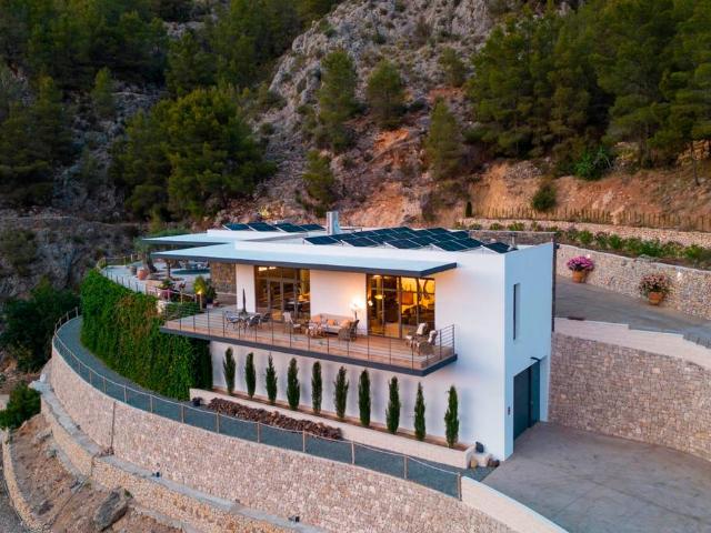 Chalet en venta en la Marina Baixa, Valencia