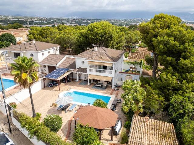 Villa en venta en L'alfàs Del Pi, Devesa