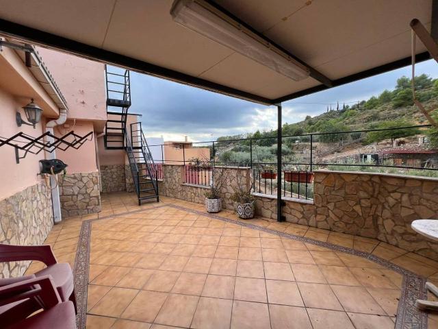 Chalet en venta en l'Alcalatén, Valencia