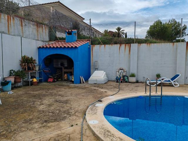 Chalet en venta en l'Alcalatén, Valencia