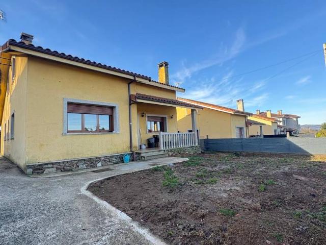 Chalet en venta en Lalín, O Deza