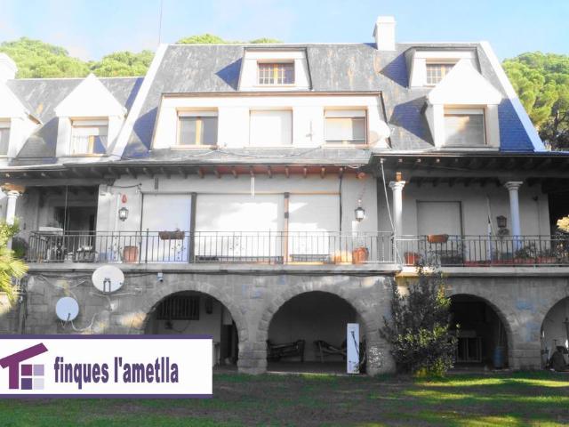 Chalet en venta en Grup Banyó, L'ametlla Del Vallès