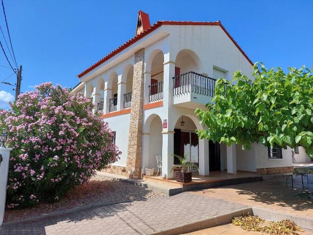 Villa en venta en L'ampolla