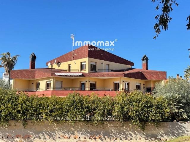 Villa en venta en L'ampolla