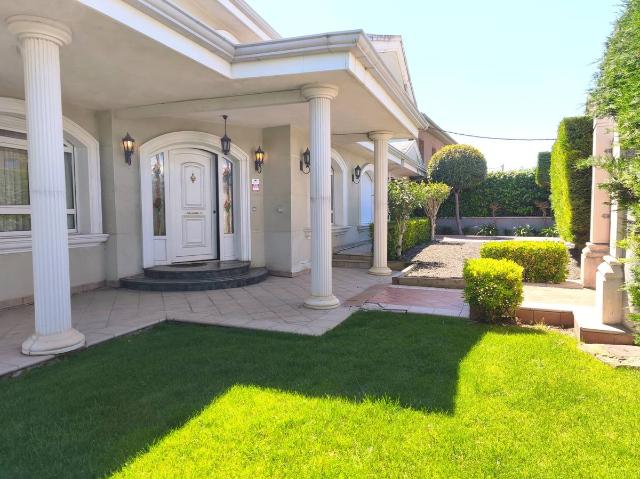 Chalet en venta en Villapatro, Lardero