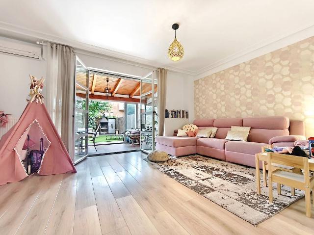 Chalet en venta en Villapatro, Lardero