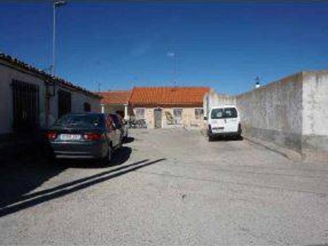 Chalet en venta en Villarrodrigo, Salamanca