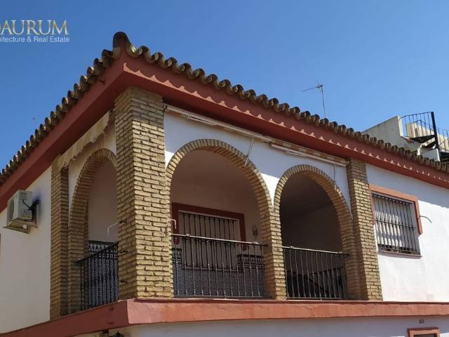 Chalet en venta en Tomares, Andalucía