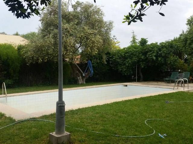 Chalet en venta en Tomares, Andalucía