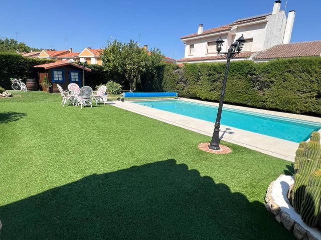 Villa en venta en Aranjuez, Casco Antiguo