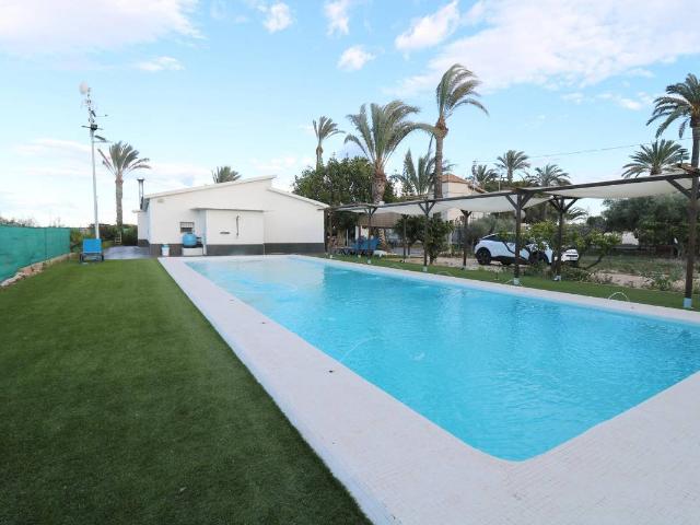 Villa en venta en Elche, Pisos Blaus