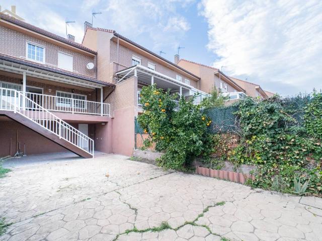 Chalet en venta en Arroyomolinos, Madrid