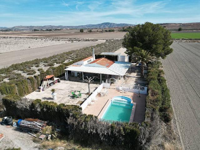Chalet en venta en l'Alt Vinalopó / El Alto Vinalopó, Valencia