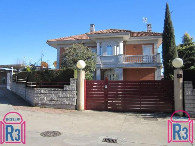 Chalet en venta en Centro, León