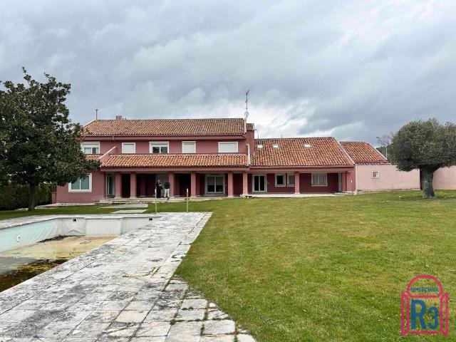 Chalet en venta en Centro, León