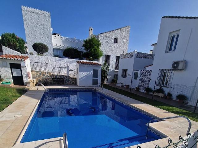 Chalet en venta en Barriada Islas Canarias, Costa del Sol Occidental