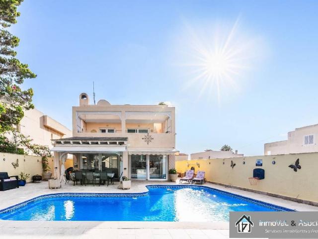 Chalet en venta en Garrucha, Andalucía