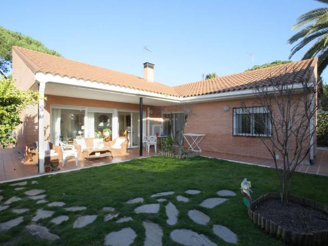 Chalet en venta en Rozas De Puerto Real, Madrid