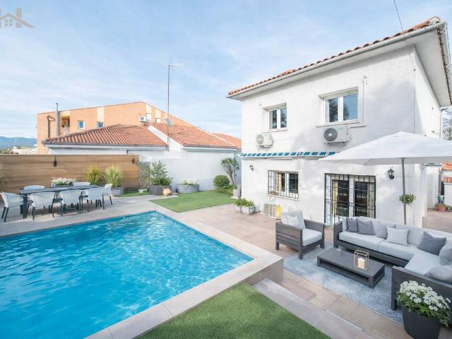 Chalet en venta en Rozas De Puerto Real, Madrid