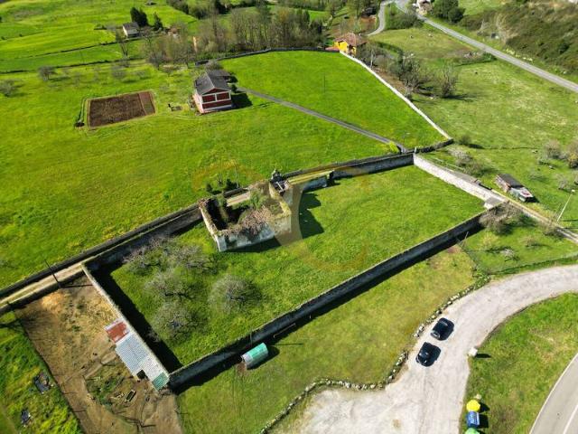 Chalet en venta en Las Regueras, Asturias