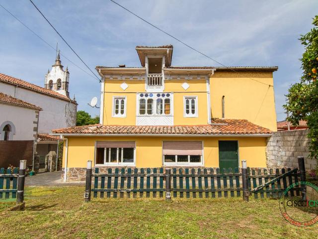 Chalet en venta en Las Regueras, Asturias