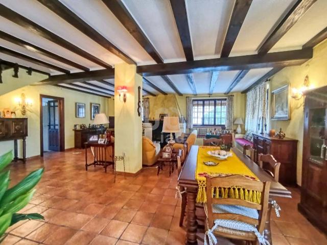 Villa en venta en Villena