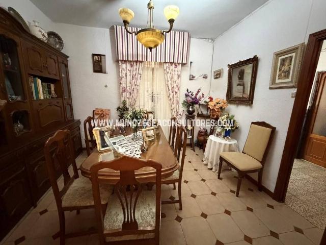 Chalet en venta en Zona 2 (Centro y San Francisco), Lucena