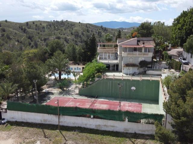 Villa en venta en Las Torres De Cotillas