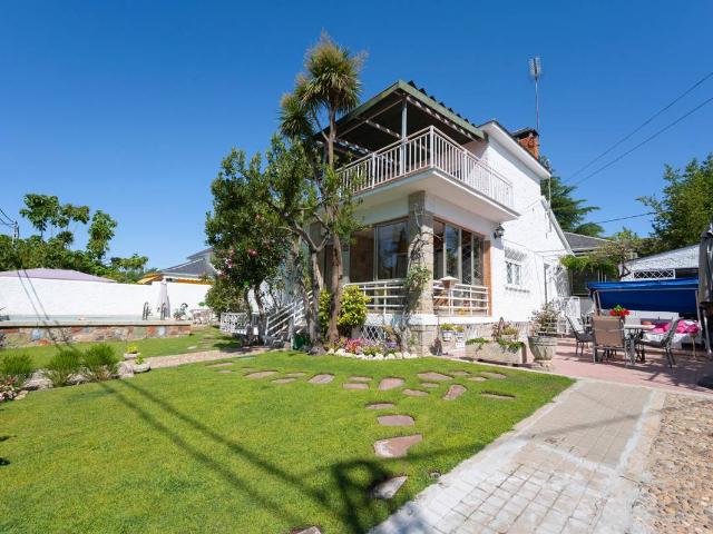 Villa en venta en Colmenar Viejo