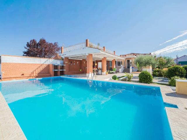 Chalet en venta en Las Ventas De Retamosa, Castilla-La Mancha