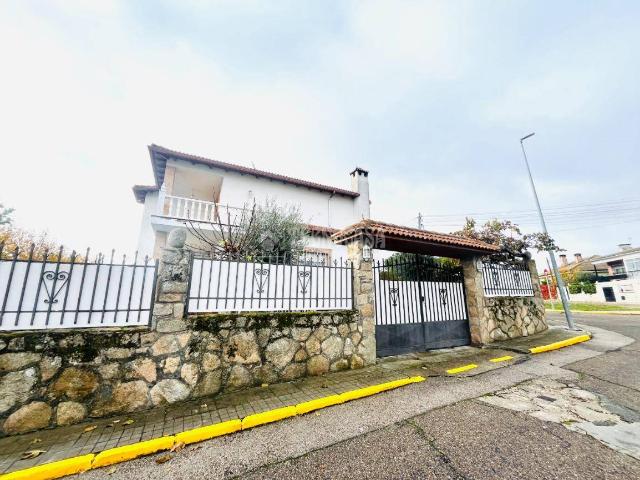 Chalet en venta en Las Ventas De Retamosa, Castilla-La Mancha