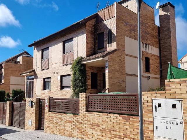 Villa en venta en Las Ventas De Retamosa
