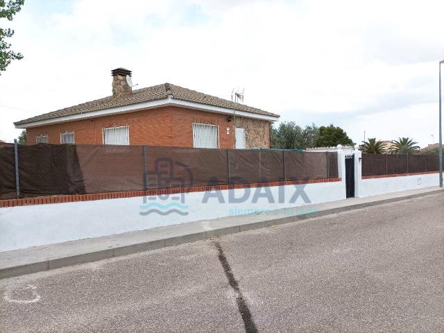 Villa en venta en Las Ventas De Retamosa