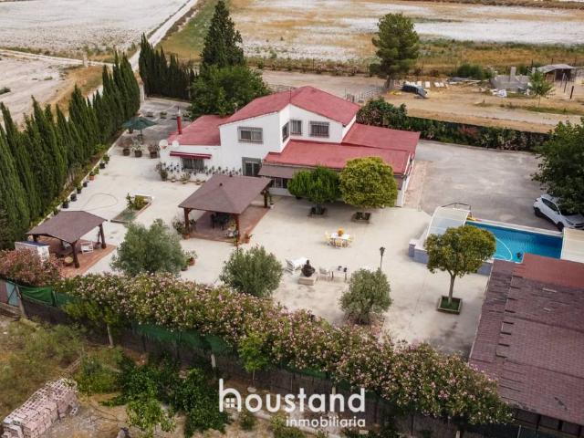 Chalet en venta en l'Alt Vinalopó / El Alto Vinalopó, Valencia