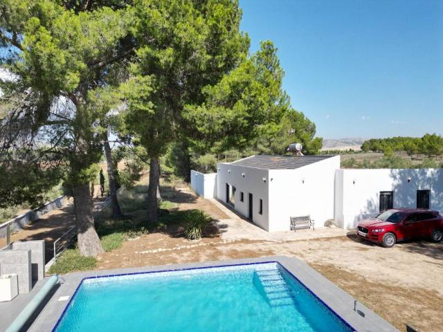 Chalet en venta en l'Alt Vinalopó / El Alto Vinalopó, Valencia