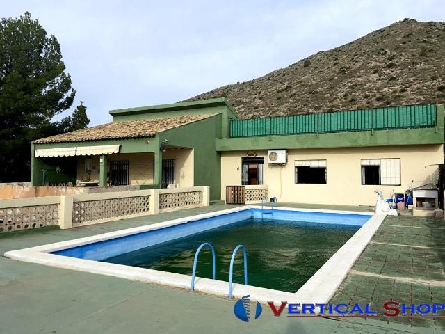 Chalet en venta en l'Alt Vinalopó / El Alto Vinalopó, Valencia