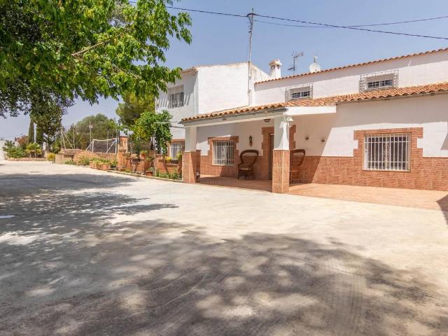 Villa en venta en Villena