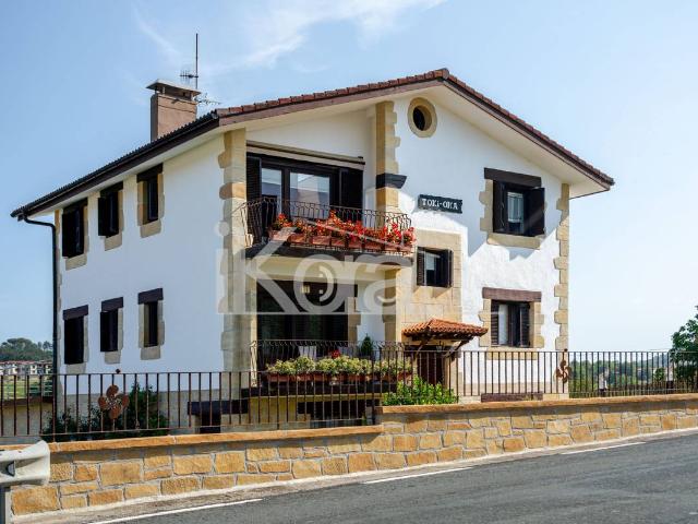 Chalet en venta en Lasarte-oria, Guipúzcoa
