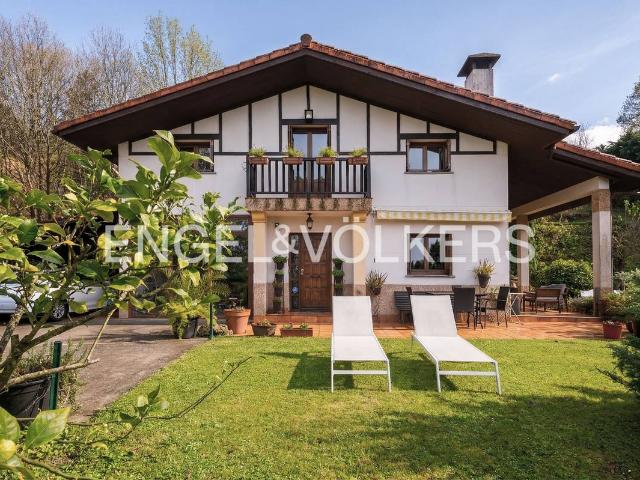 Chalet en venta en Lasarte-oria, Guipúzcoa