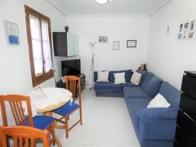 Villa en venta en Barakaldo, Landaburu