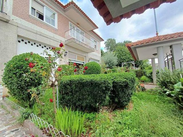 Chalet en venta en A Dobrada, Vigo