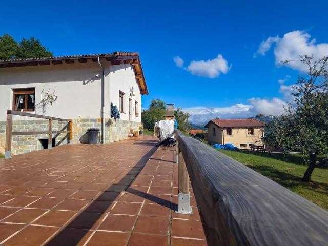 Chalet en venta en Laviana, Asturias
