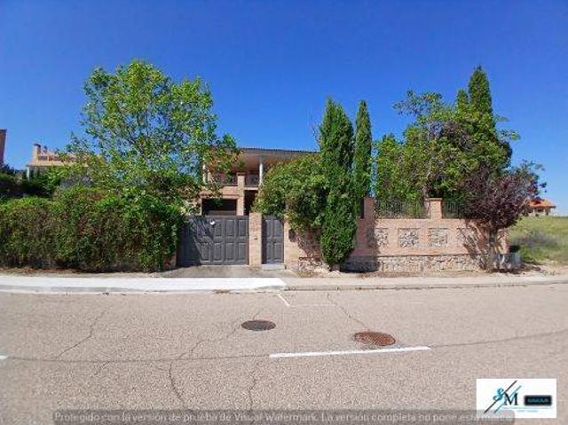 Chalet en venta en Layos, Castilla-La Mancha
