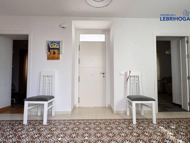 Chalet en venta en Lebrija, Andalucía